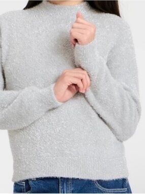 art class Light Gray/Silvery Fuzzy Knit Sweater Top   NWT        Girls XXL/18